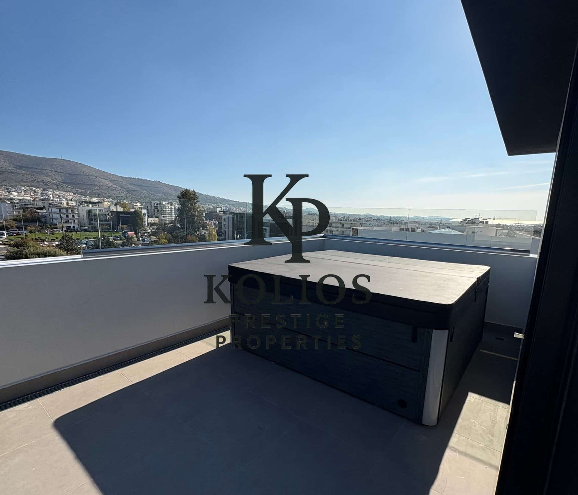 Luxury Penthouse Maisonette in Glyfada Golf