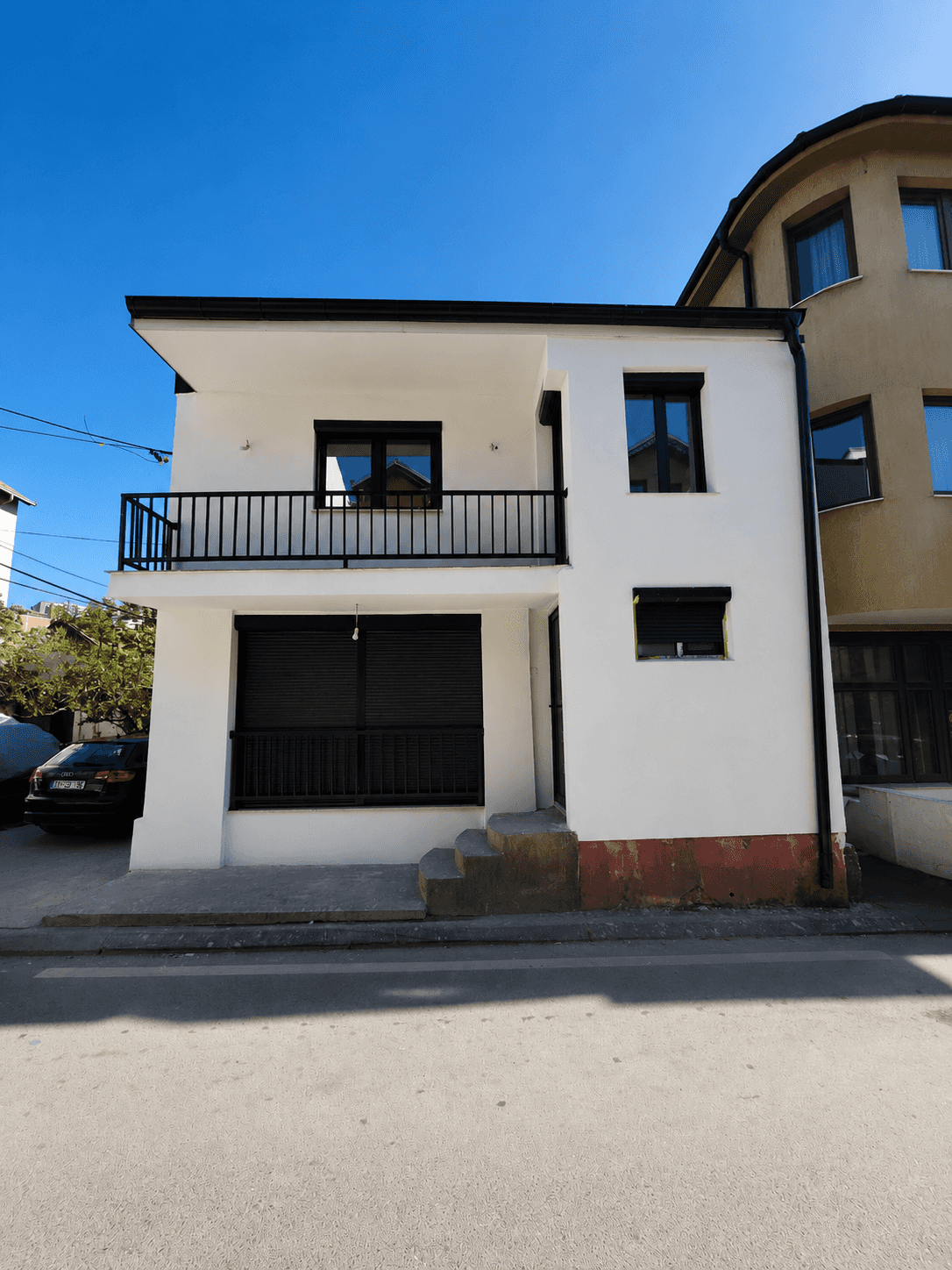 Functional 100 m² house for sale in Pristina