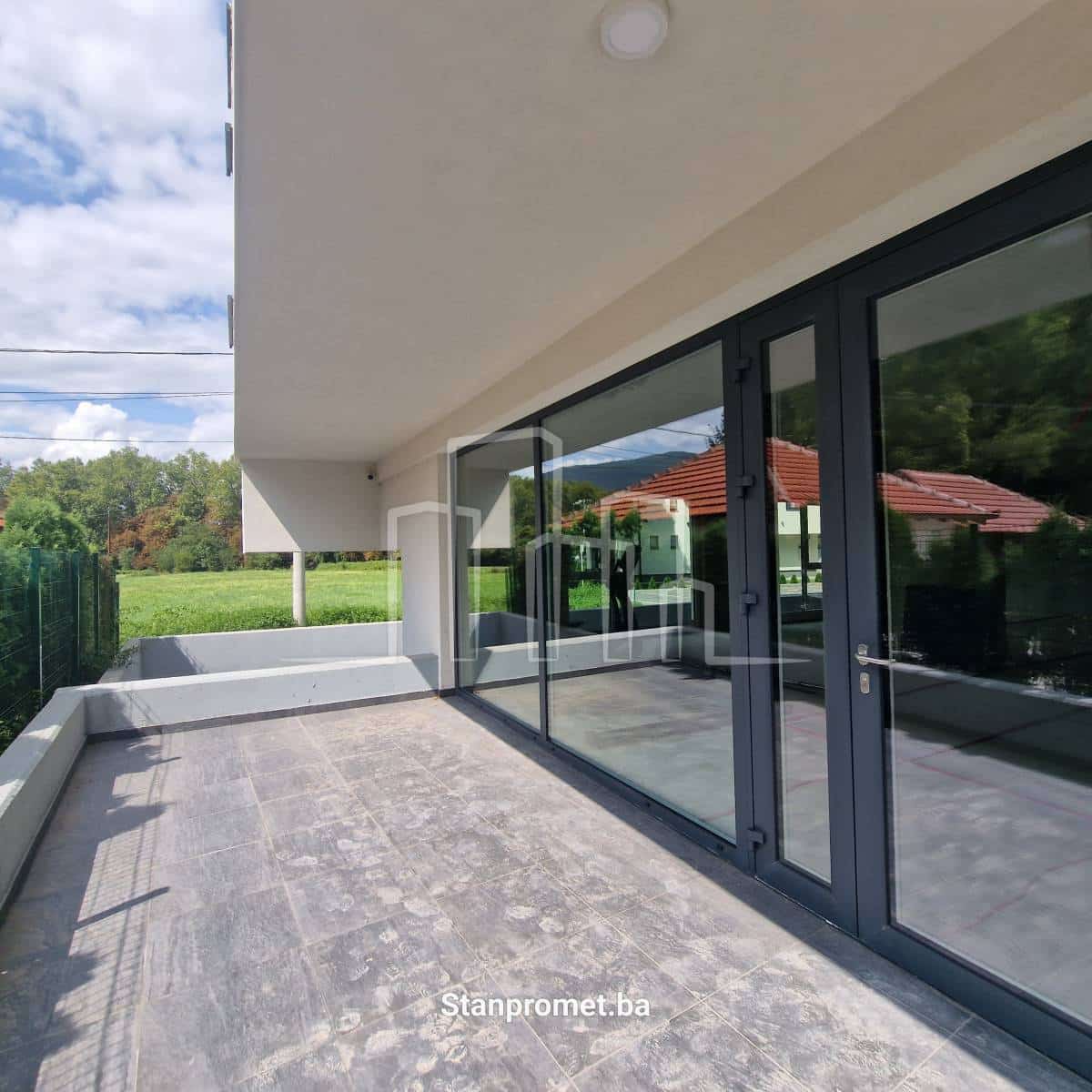 Business premise Ilidža, Sarajevo, Ilidža Aleja, 120m2