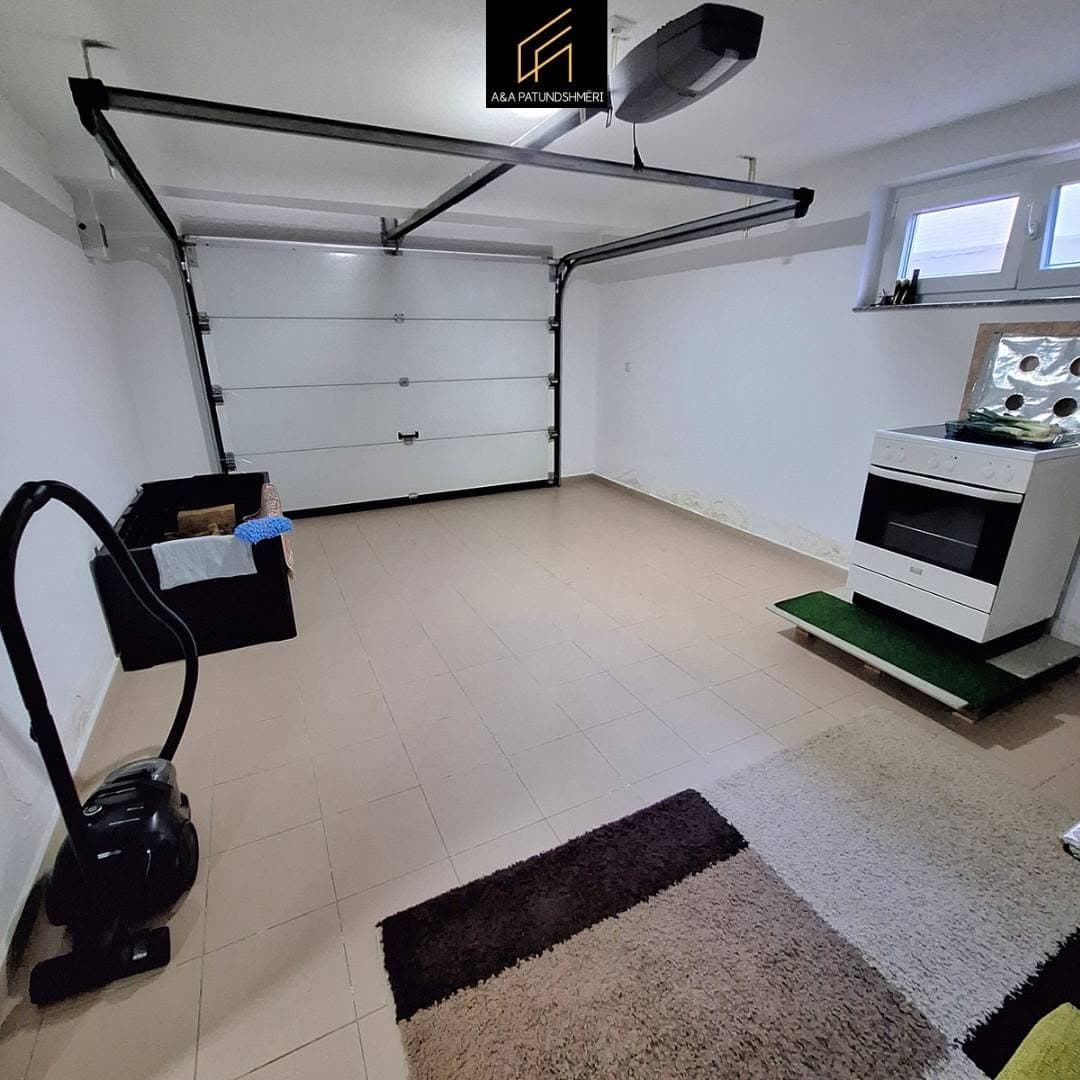 Spacious 430 m² house for sale in Prishtina-Veternik 20