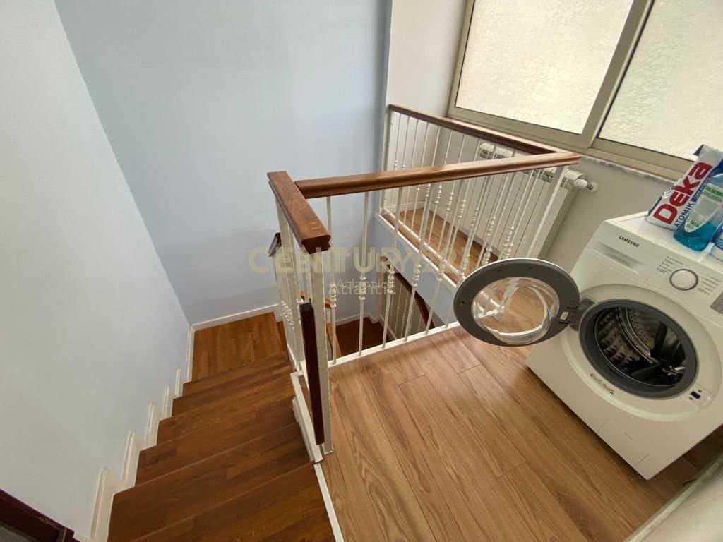 Furnished Duplex with Sea Views for Rent in Rrota e Kuqe, Durrës 14
