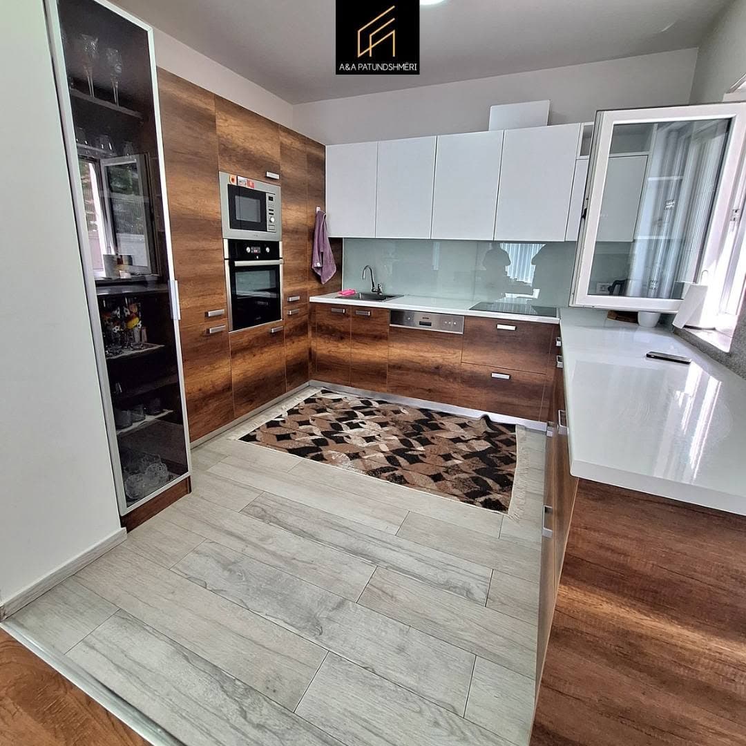 Spacious 430 m² house for sale in Prishtina-Veternik 6