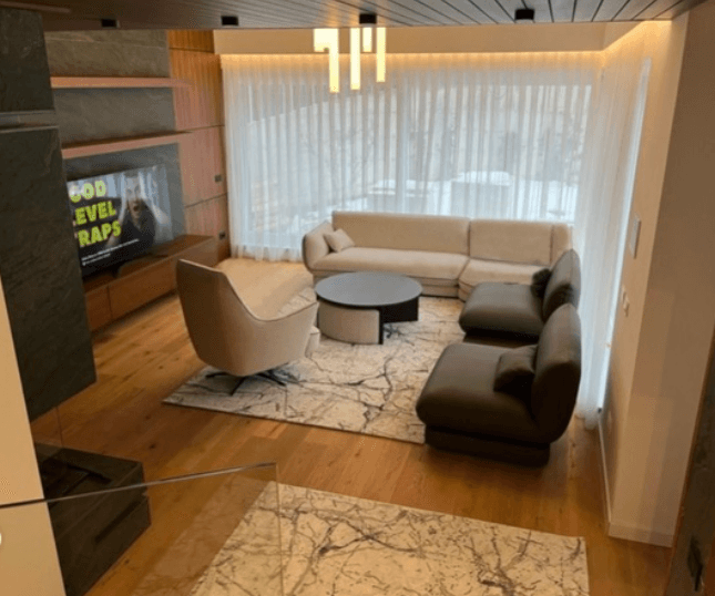 Spacious One-Bedroom House with 390 m² of Space in Kosovo 2