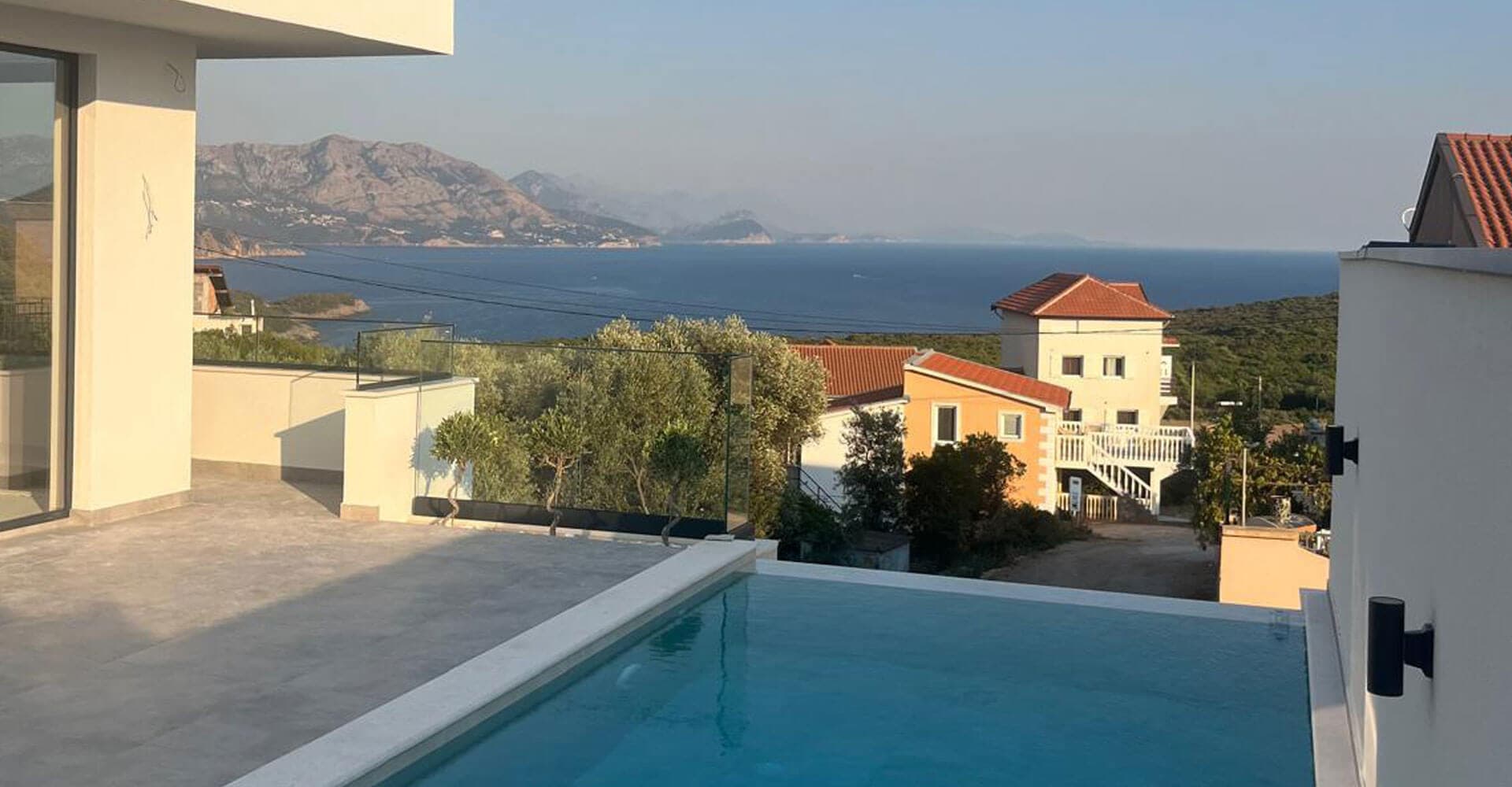 Modern 3-Bedroom Villa with Pool and Panoramic Sea View 1