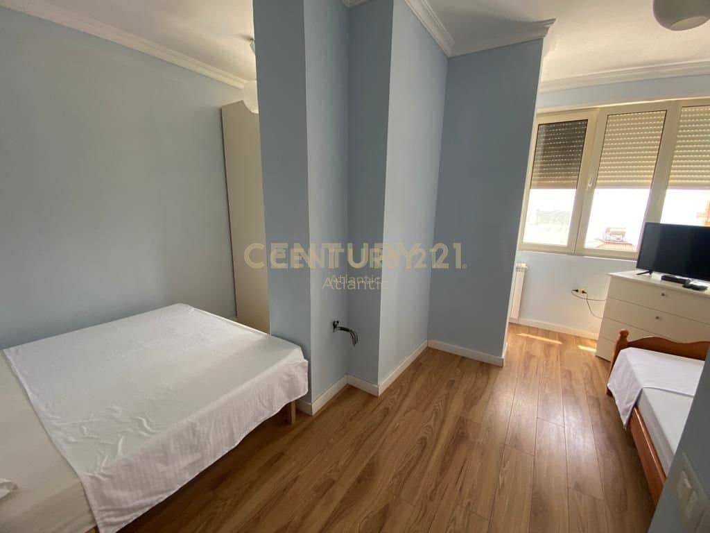 Furnished Duplex with Sea Views for Rent in Rrota e Kuqe, Durrës 12