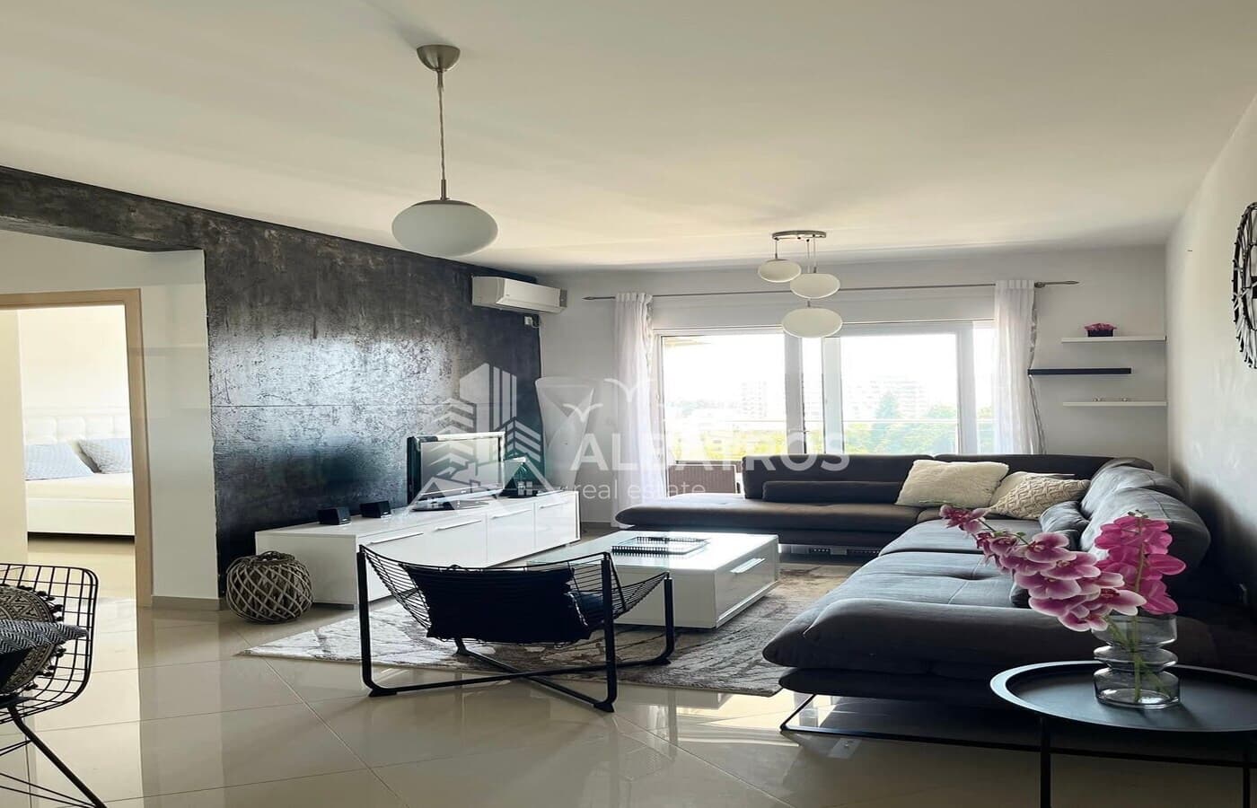 Spacious Furnished One-Bedroom Apartment with Sea View in Ilino 2