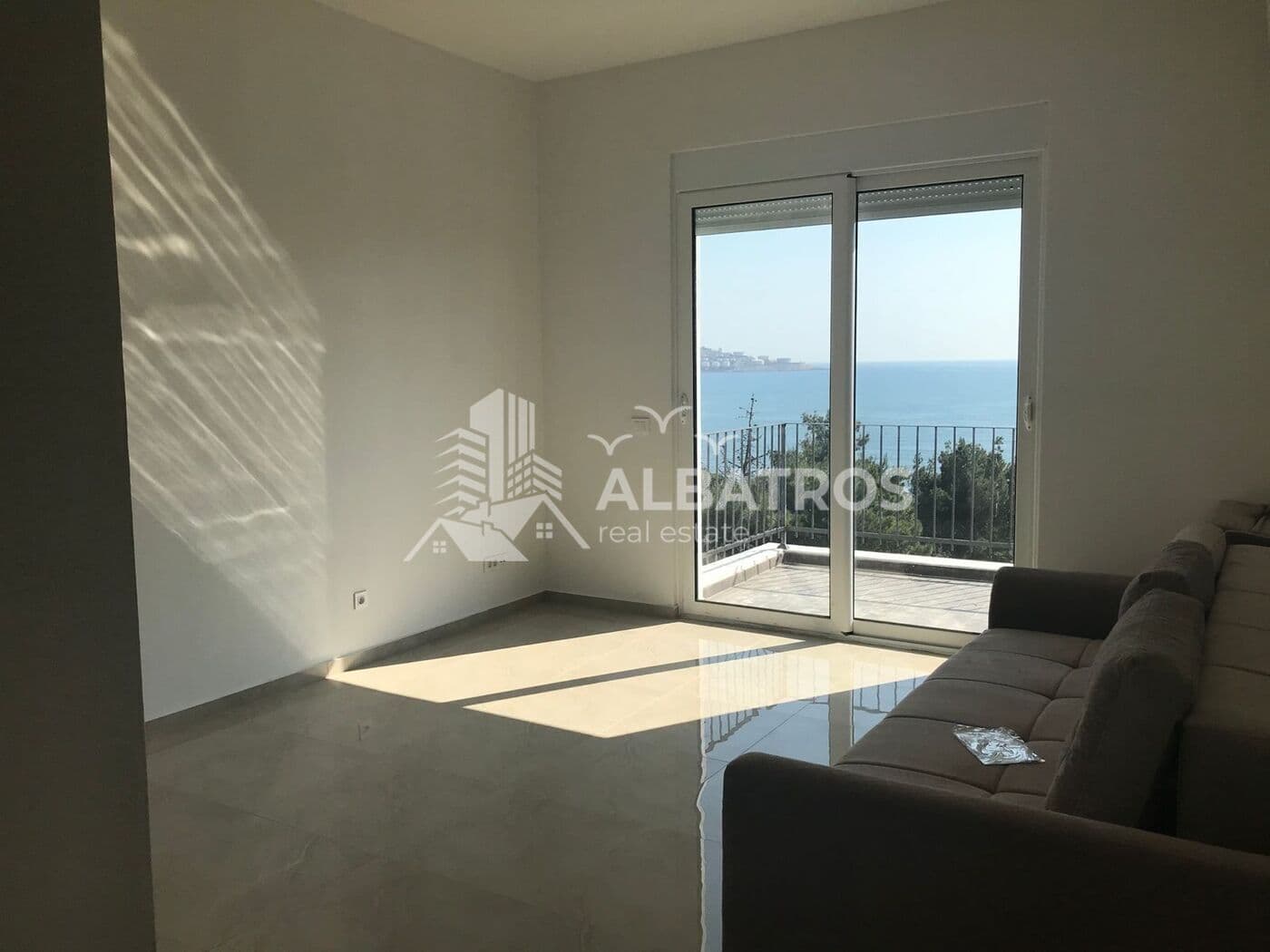 Seafront Hotel with Pool for Sale in Šušanj, Bar 7