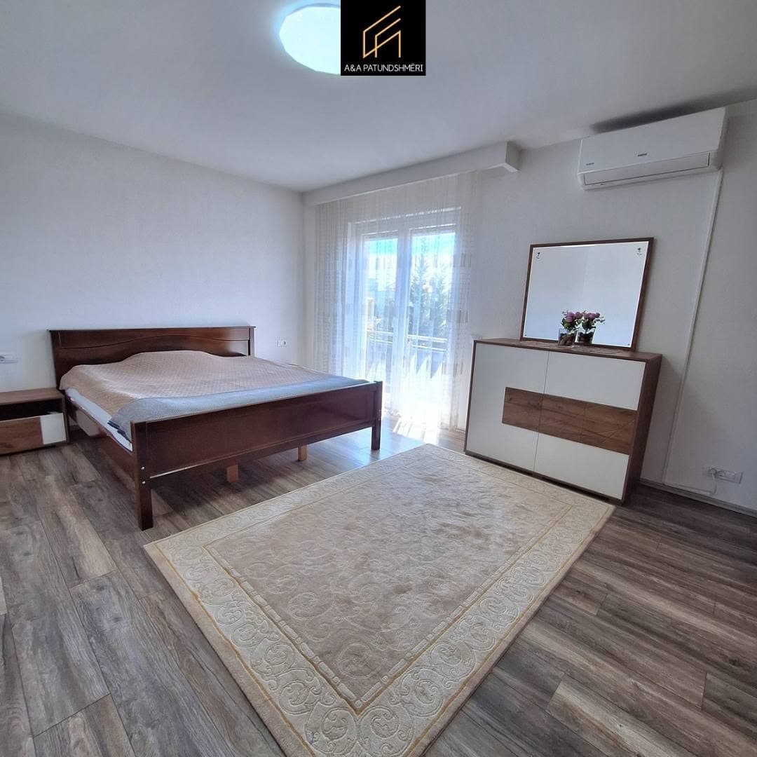 Spacious 430 m² house for sale in Prishtina-Veternik 10