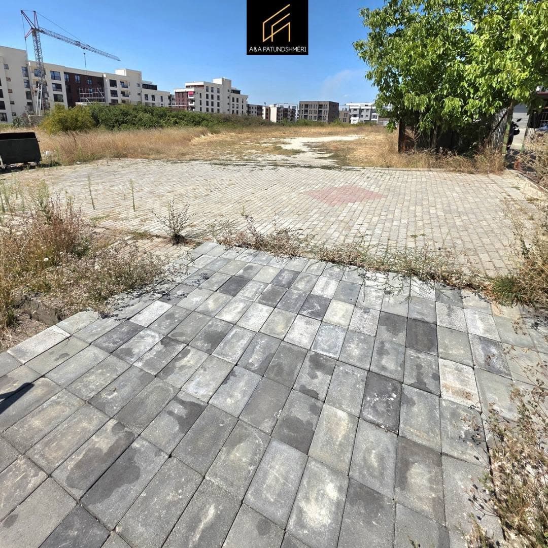 Lokal afarist 300 m² me qira në Arbëri  7