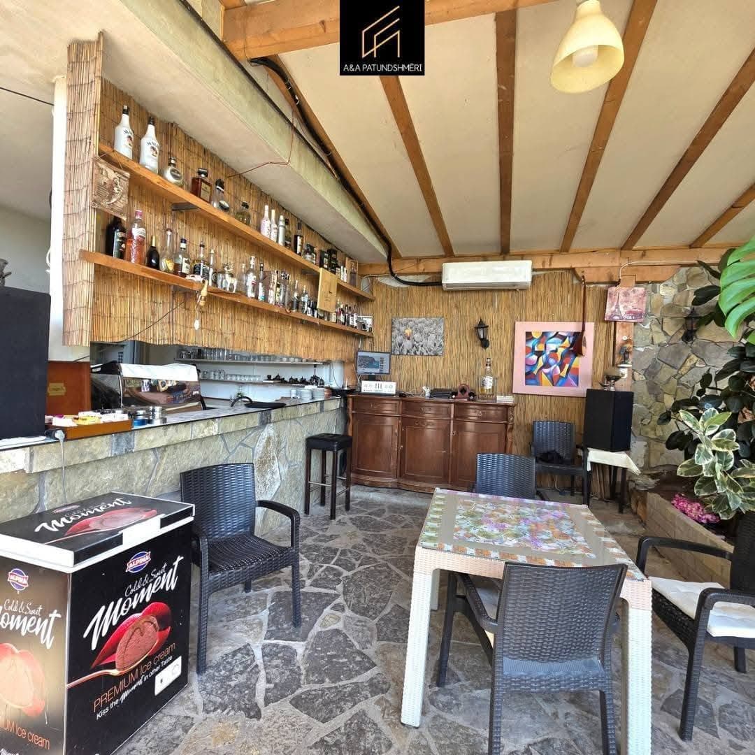 Versatile 400 m² Commercial Property for Rent in Prishtina 9