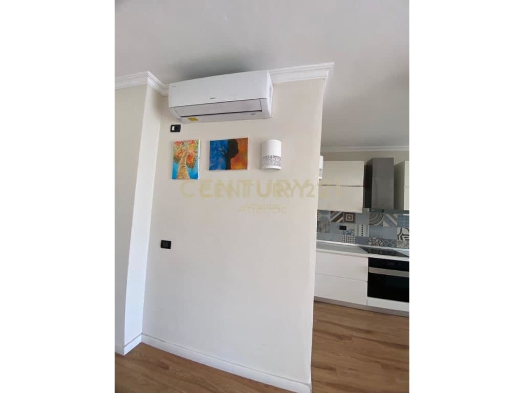 Furnished Duplex with Sea Views for Rent in Rrota e Kuqe, Durrës 9