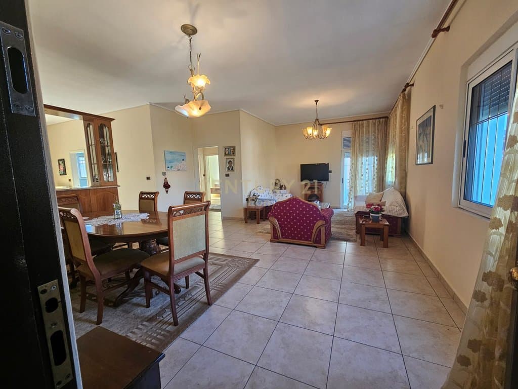 144 m² 2-Bedroom Apartment for Rent in Spitallë, Durrës 15