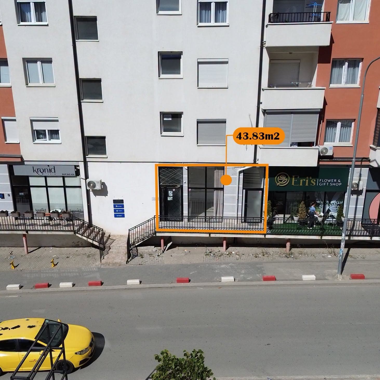 Pronë komerciale e përshtatshme për biznes në Prishtinë 1