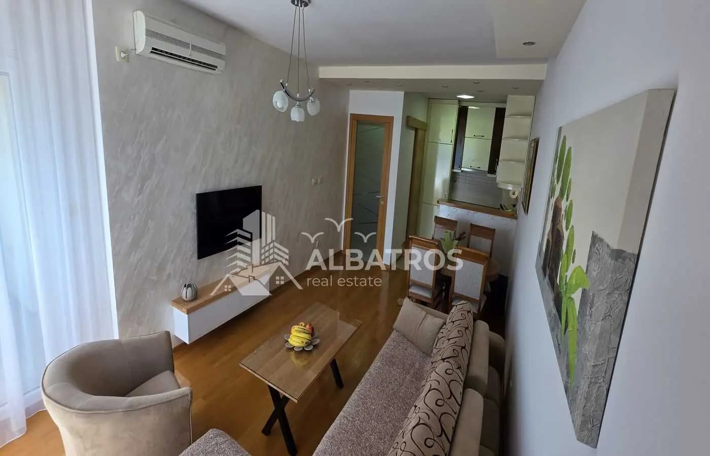 Modern Furnished One-Bedroom Apartment, 47 m², Zetagradnja, Bar 2