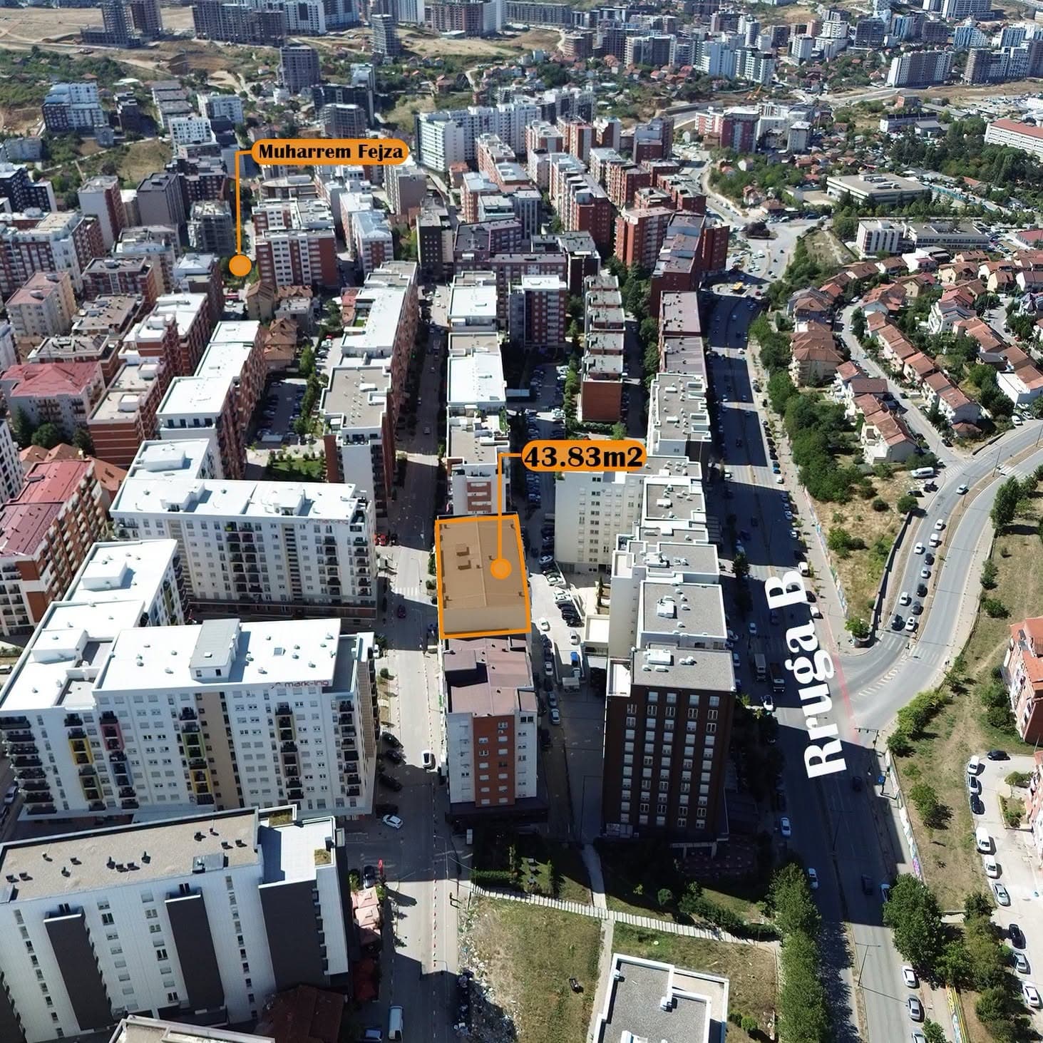 Pronë komerciale e përshtatshme për biznes në Prishtinë 2