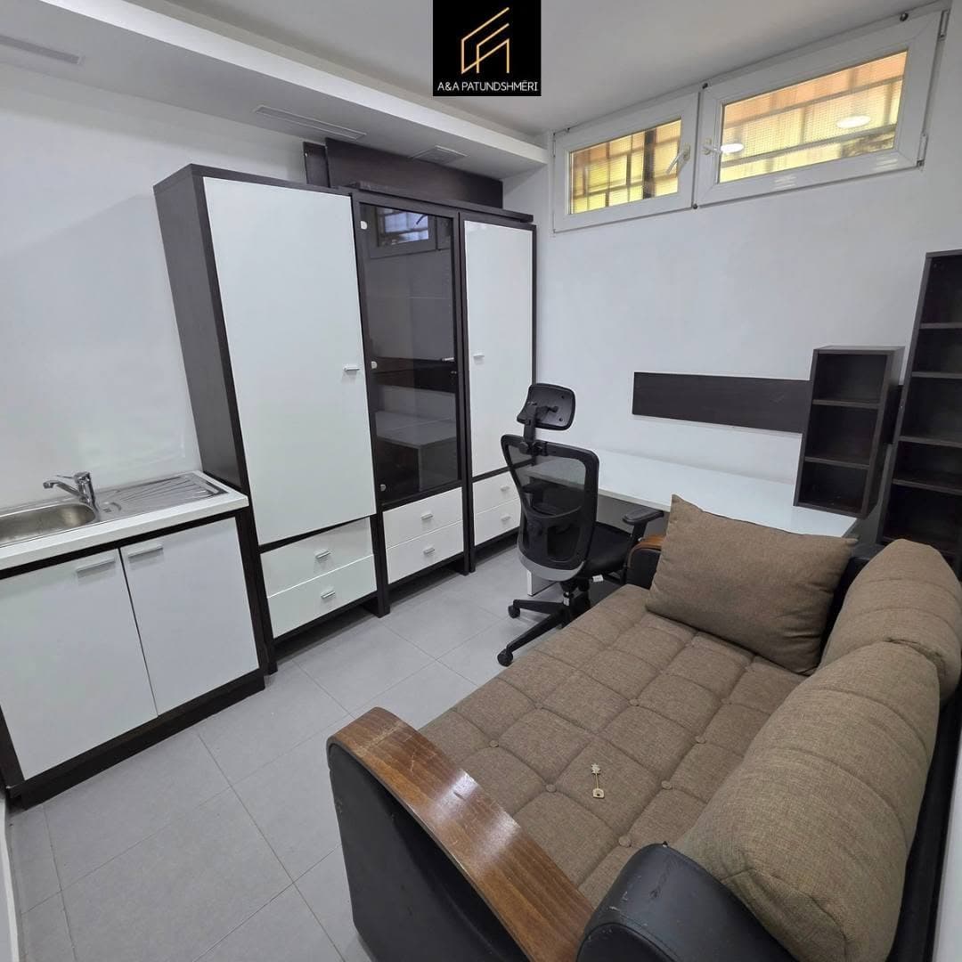 Zyre 16m² me qira në Ulpianë 4