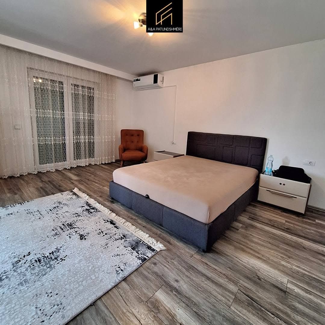 Spacious 430 m² house for sale in Prishtina-Veternik 11
