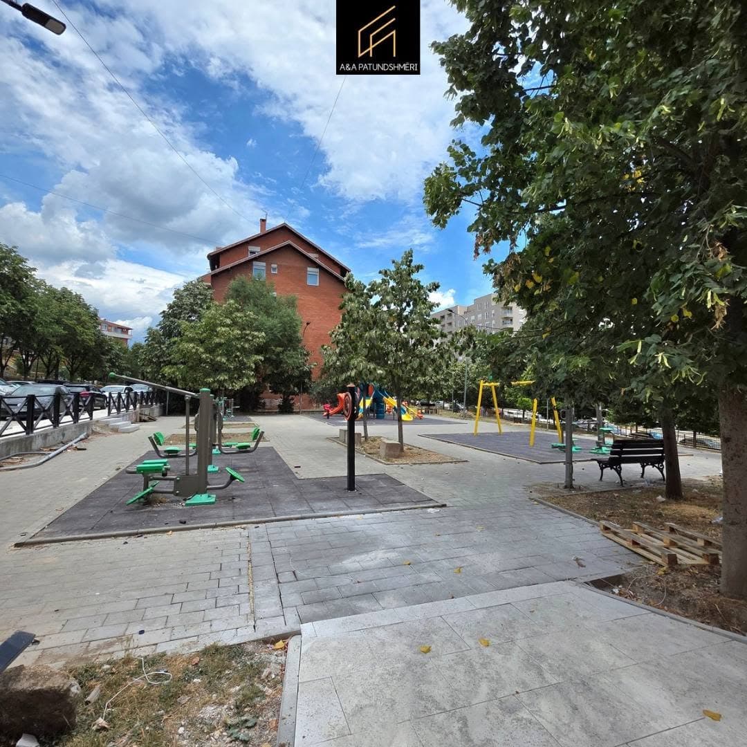 Spacious 150 m² Commercial Space for Rent in Bregu i Diellit, Pristina 9