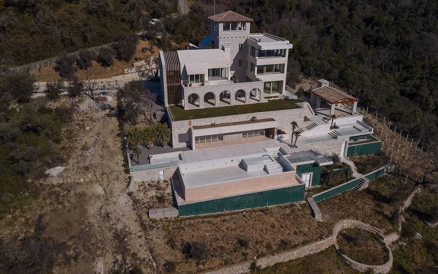 Newly Built Villa with Panoramic Sea Views in Tivat 3