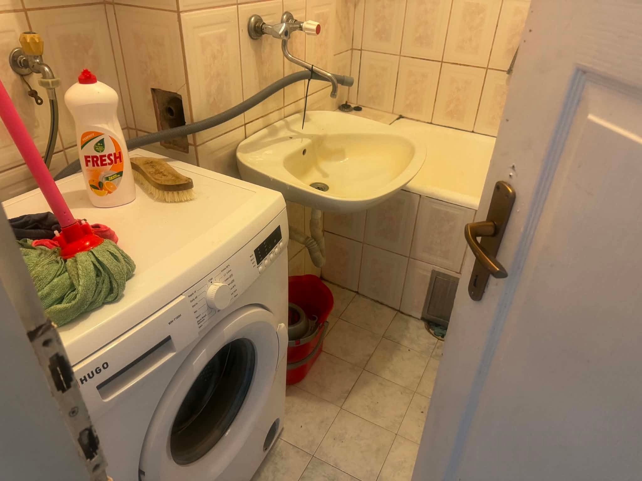 Banesë e mobiluar njëdhomëshe në qendër të Ferizajit 5