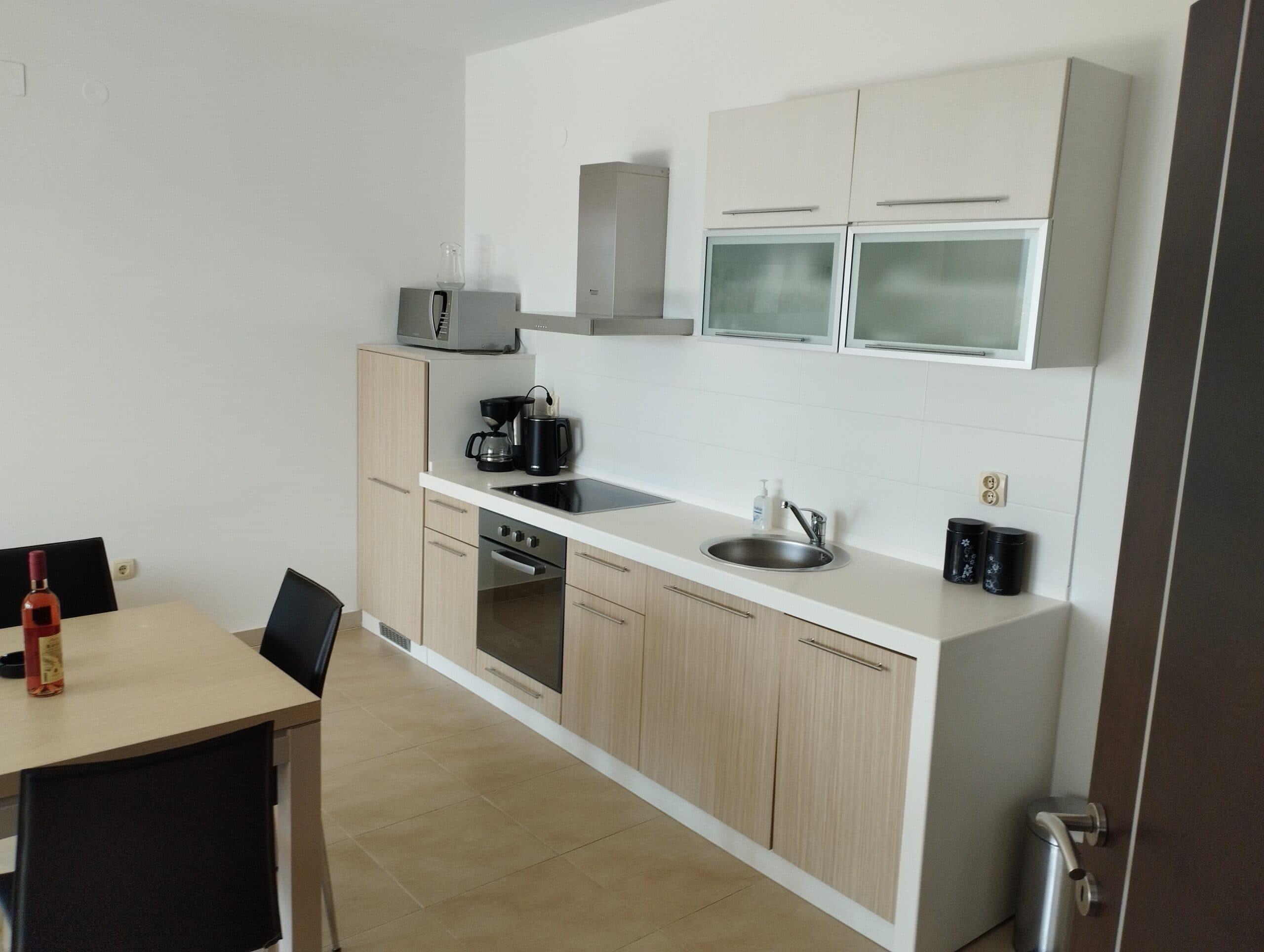 Furnished One-Bedroom Apartment with Spacious Terrace in Podi 6