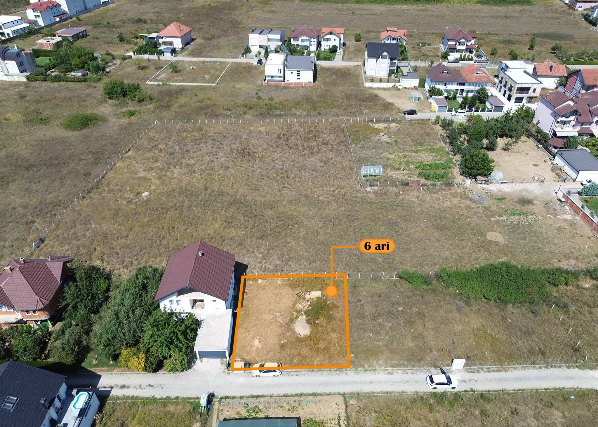 Troll për shitje me sipërfaqe prej 600 m² në Prishtinë 1