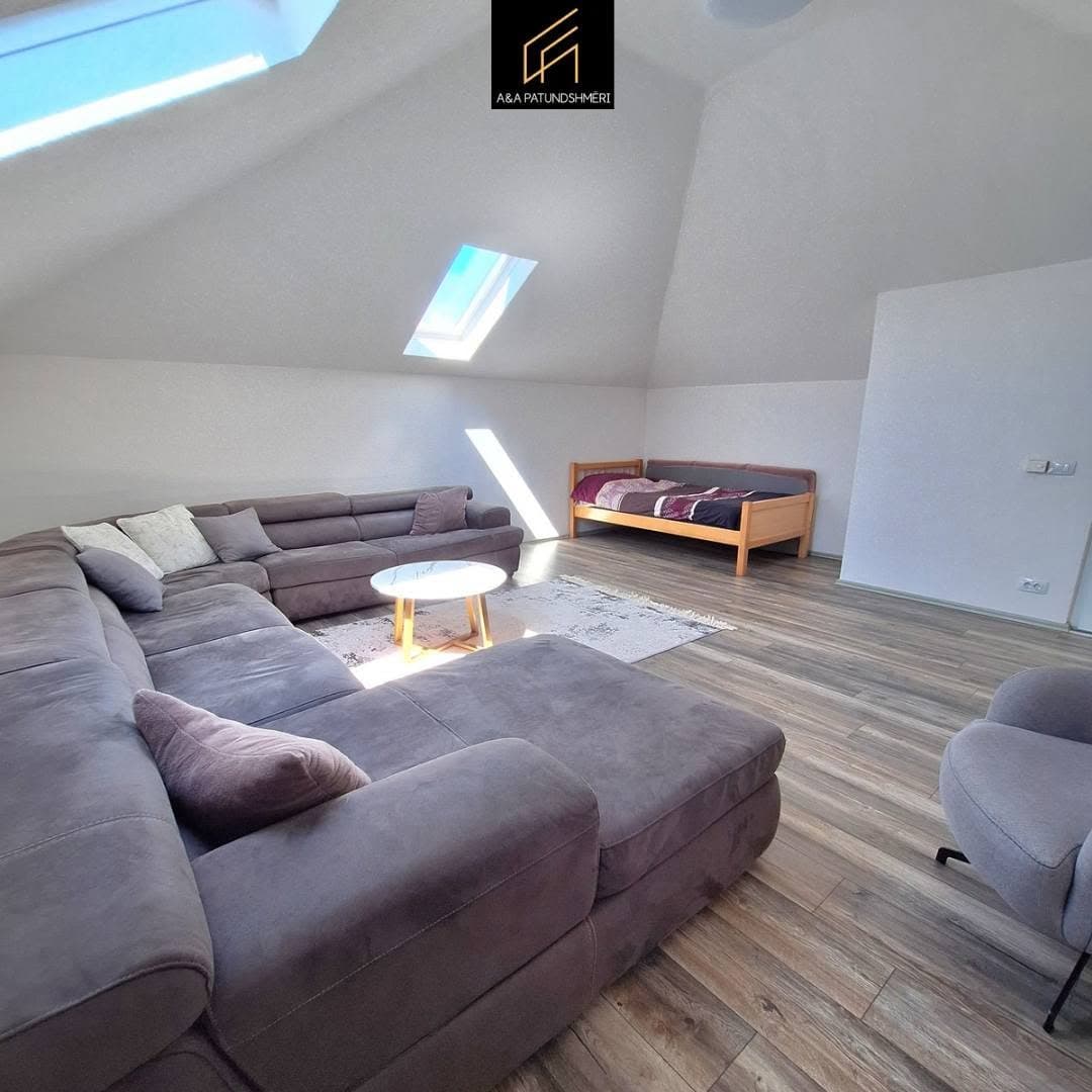Spacious 430 m² house for sale in Prishtina-Veternik 12