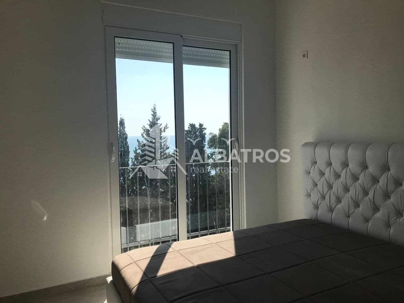 Seafront Hotel with Pool for Sale in Šušanj, Bar 8