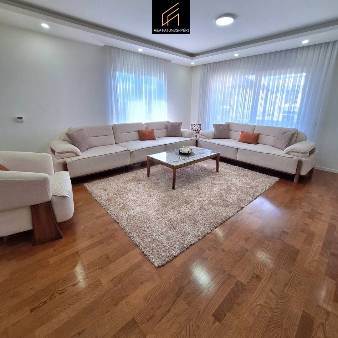 Spacious 430 m² house for sale in Prishtina-Veternik 5