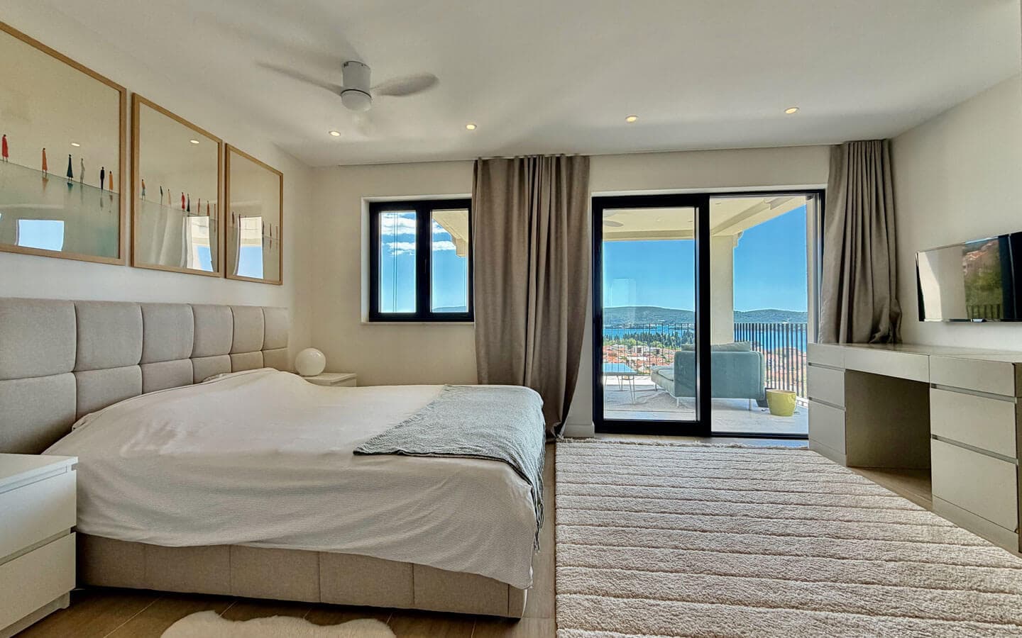 Villa Luma with Panoramic Bay Views in Tripovići, Tivat 14