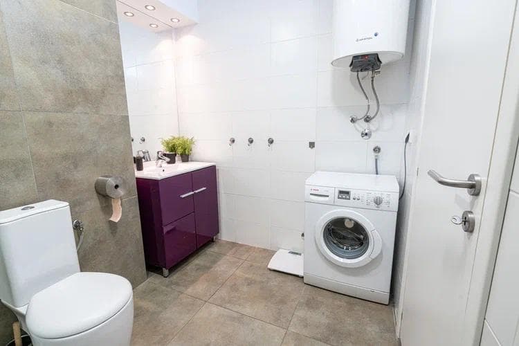 Dvosoban dupleks stan sa pogledom na more u Budvi 98 м2 18