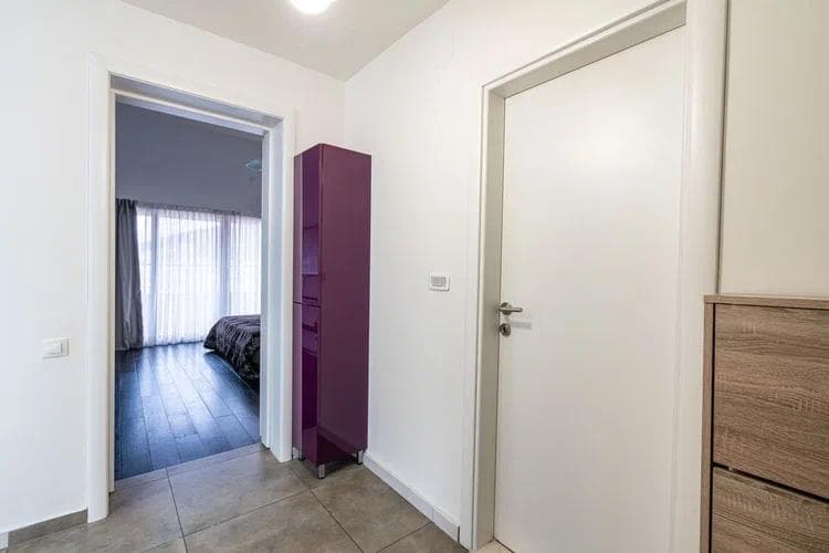 Dvosoban dupleks stan sa pogledom na more u Budvi 98 м2 16