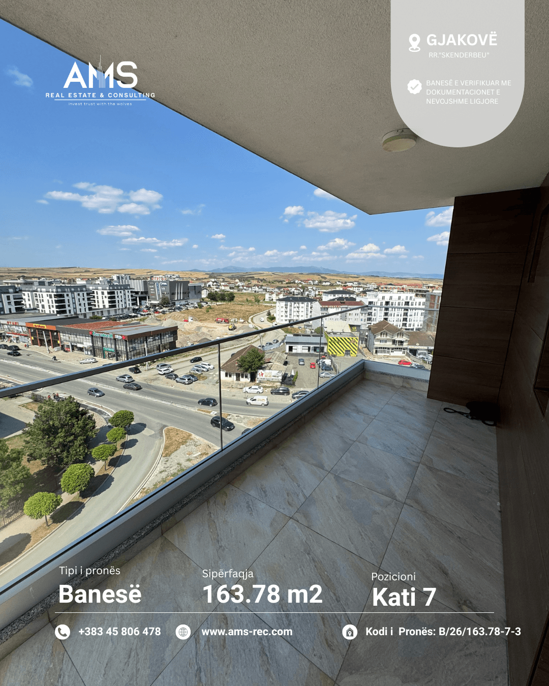 BANESË LUKSOZE NË SHITJE – GJAKOVË 25