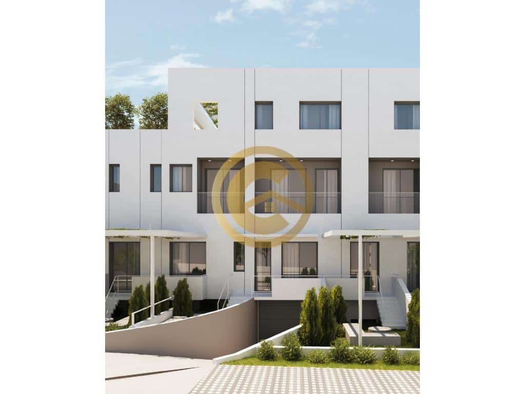 Ground-Floor Apartment For Sale In Peristeri, Athens