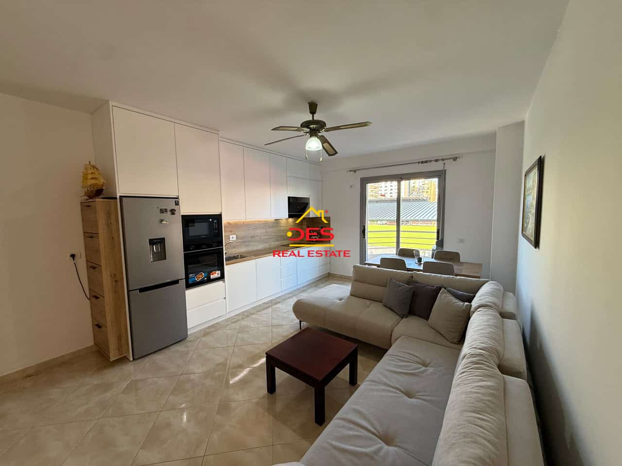 1+1 Apartment For Rent With A Veranda Near “Flamurtari” Stadium, Vlorë