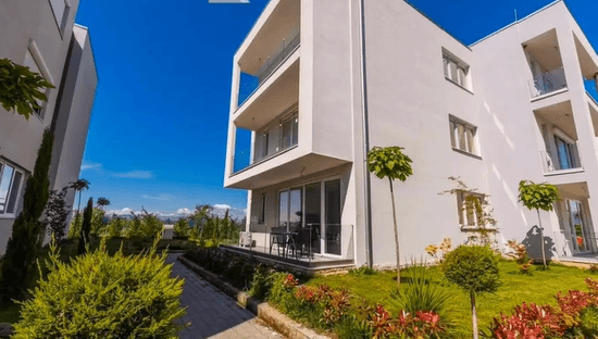 1+1 apartment for sale with an area of 77 m² in Albania