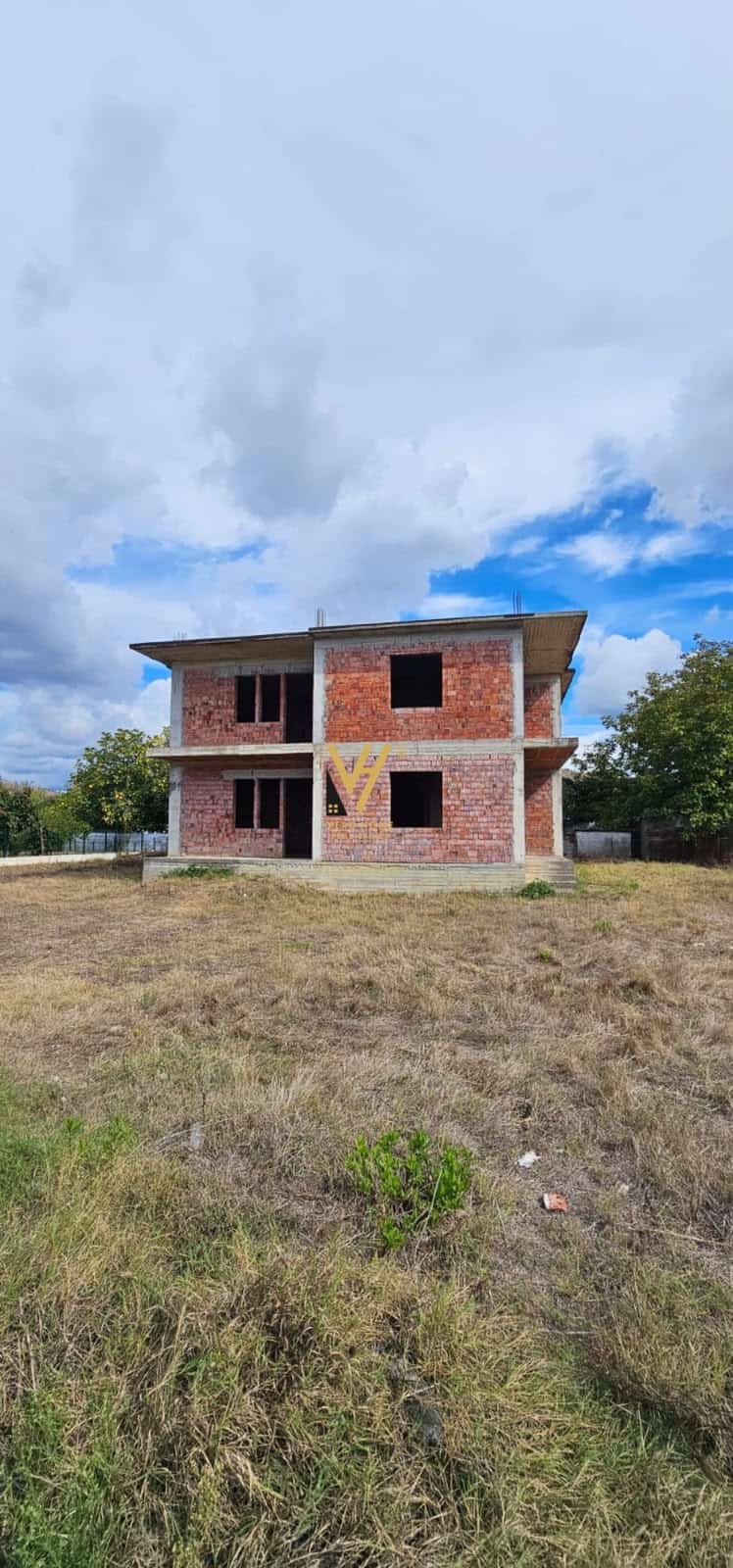 2-STOREY PRIVATE HOUSE FOR SALE IN KAVAJE 110,000 EUROS